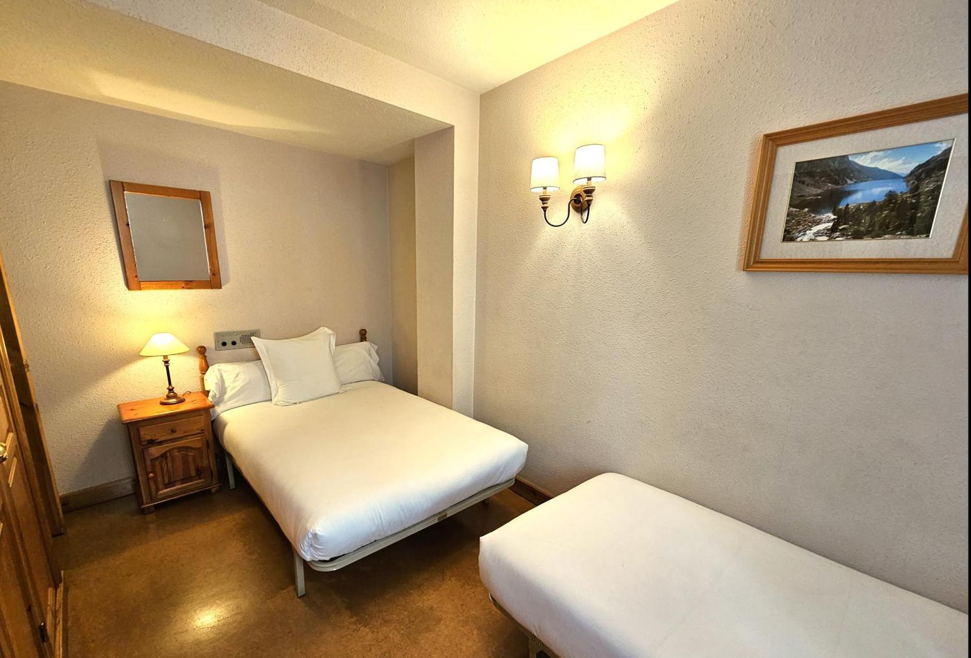 Hotel Anglada Вьелья Экстерьер фото